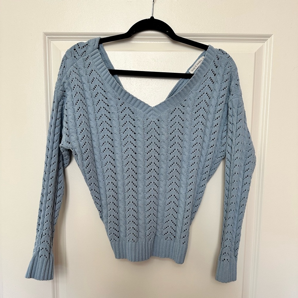 NWOT blue sweater